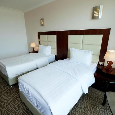 Red Crescent Guesthouse Рамала Екстериор снимка