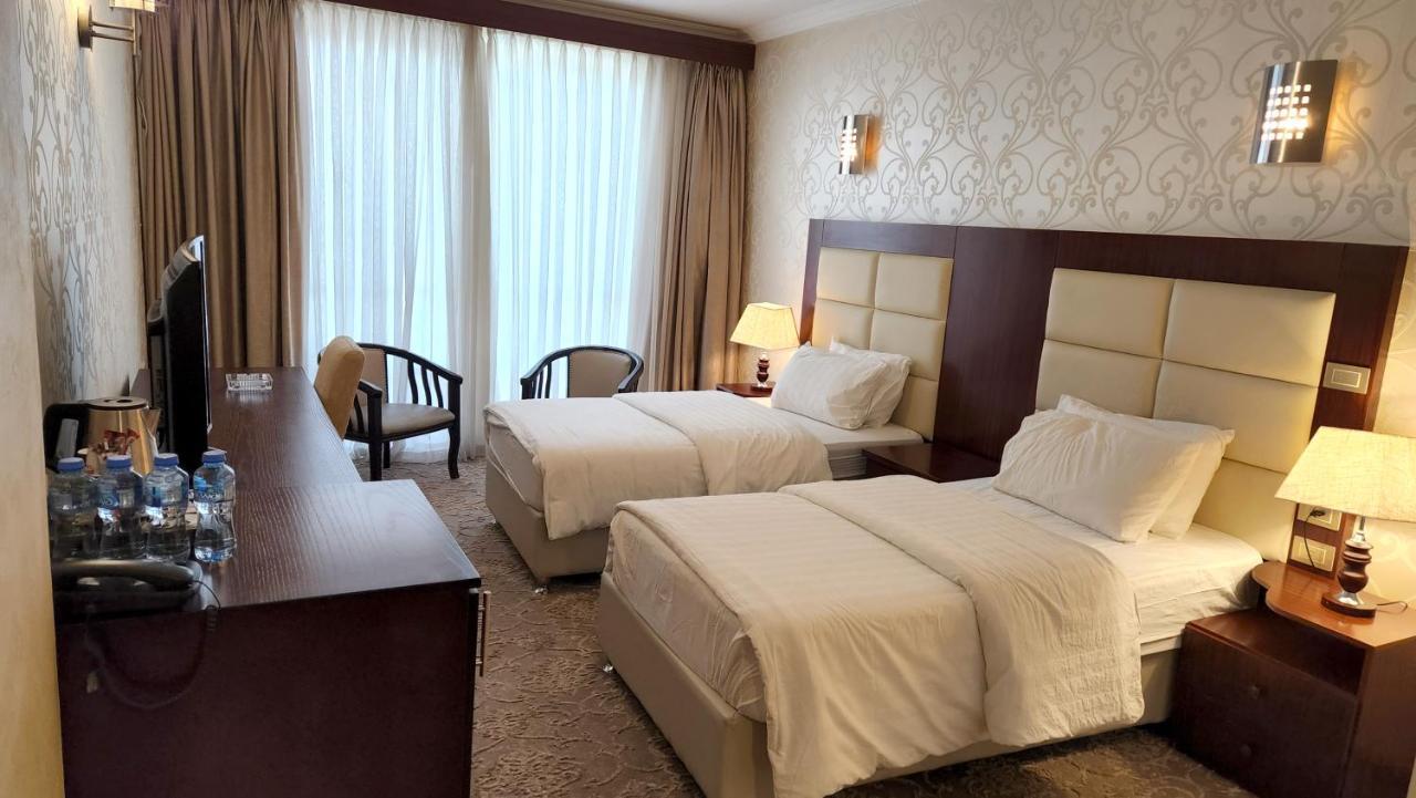 Red Crescent Guesthouse Рамала Екстериор снимка