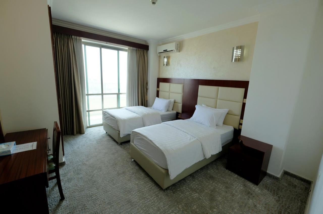 Red Crescent Guesthouse Рамала Екстериор снимка