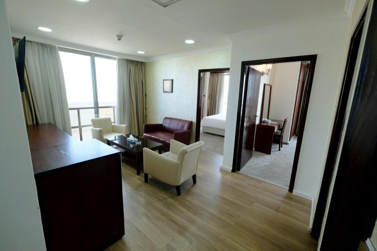 Red Crescent Guesthouse Рамала Екстериор снимка
